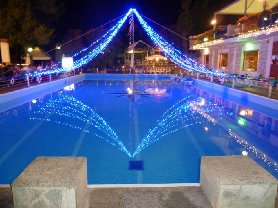 מרינה די קמרוטה Residence Villamarina מראה חיצוני תמונה